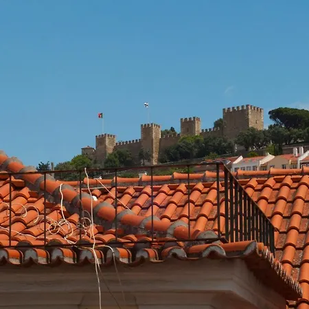 Apartment Design Apt With Balcony In Historic Centre Lisbon